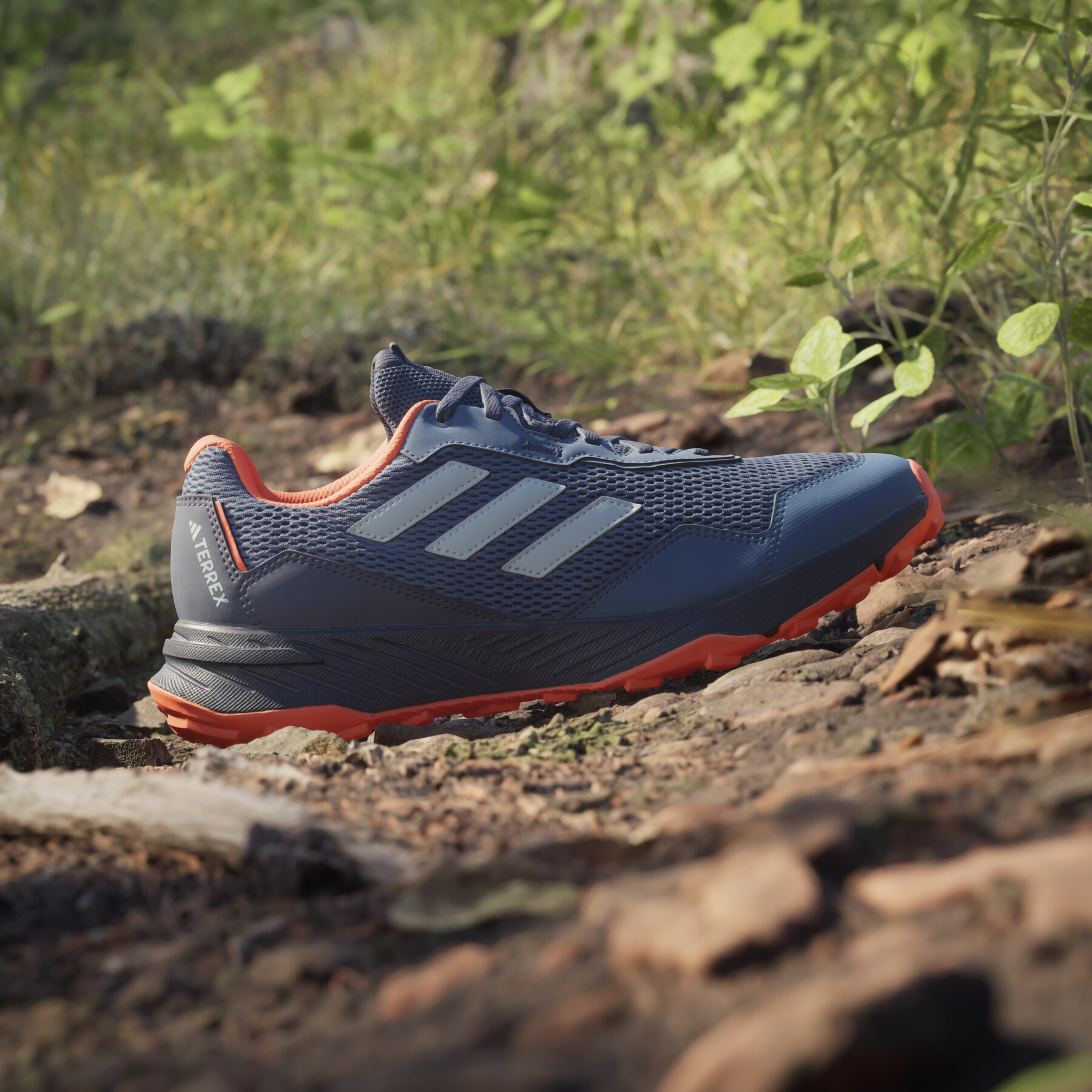 Sapatos de trail adidas Tracefinder