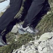 Sapatos de caminhadas para mulheres adidas Terrex Swift R3