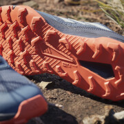 Sapatos de trail adidas Tracefinder